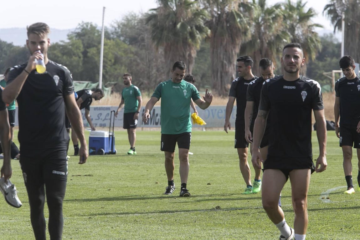 En imágenes, las últimas horas convulsas en el Córdoba CF