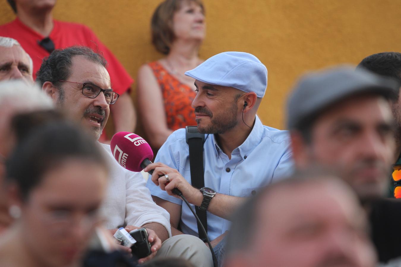 Concurrida tarde de toros en Bargas