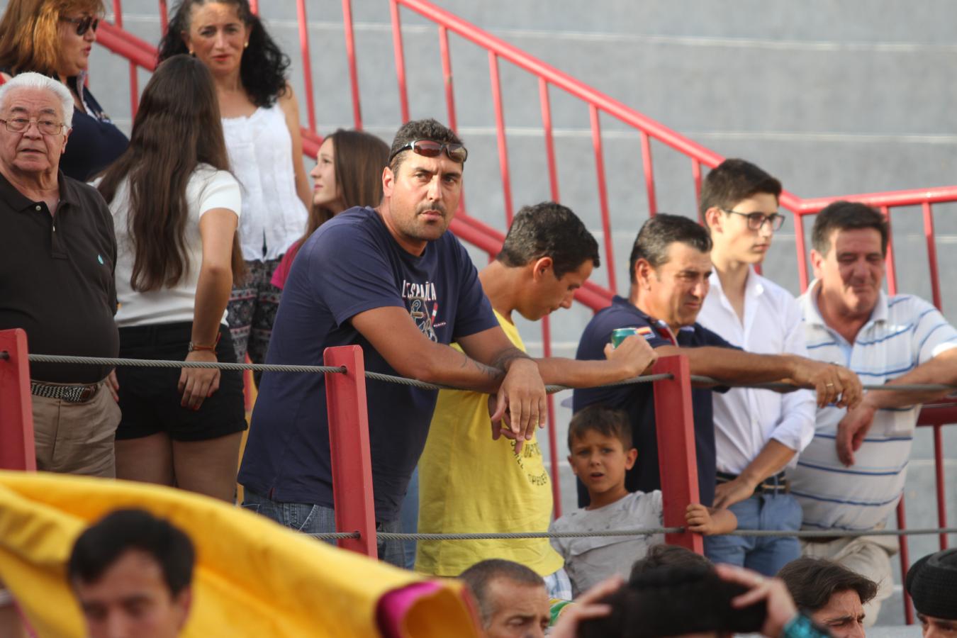 Concurrida tarde de toros en Bargas