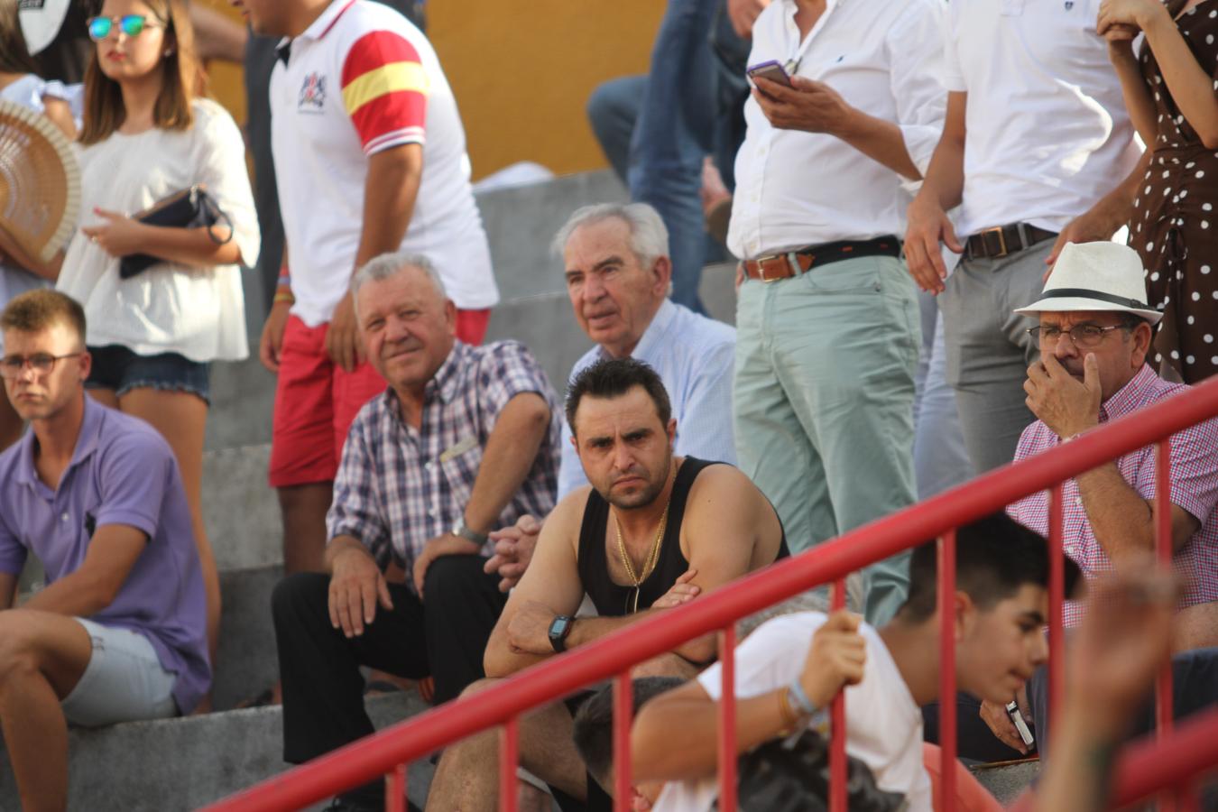 Concurrida tarde de toros en Bargas