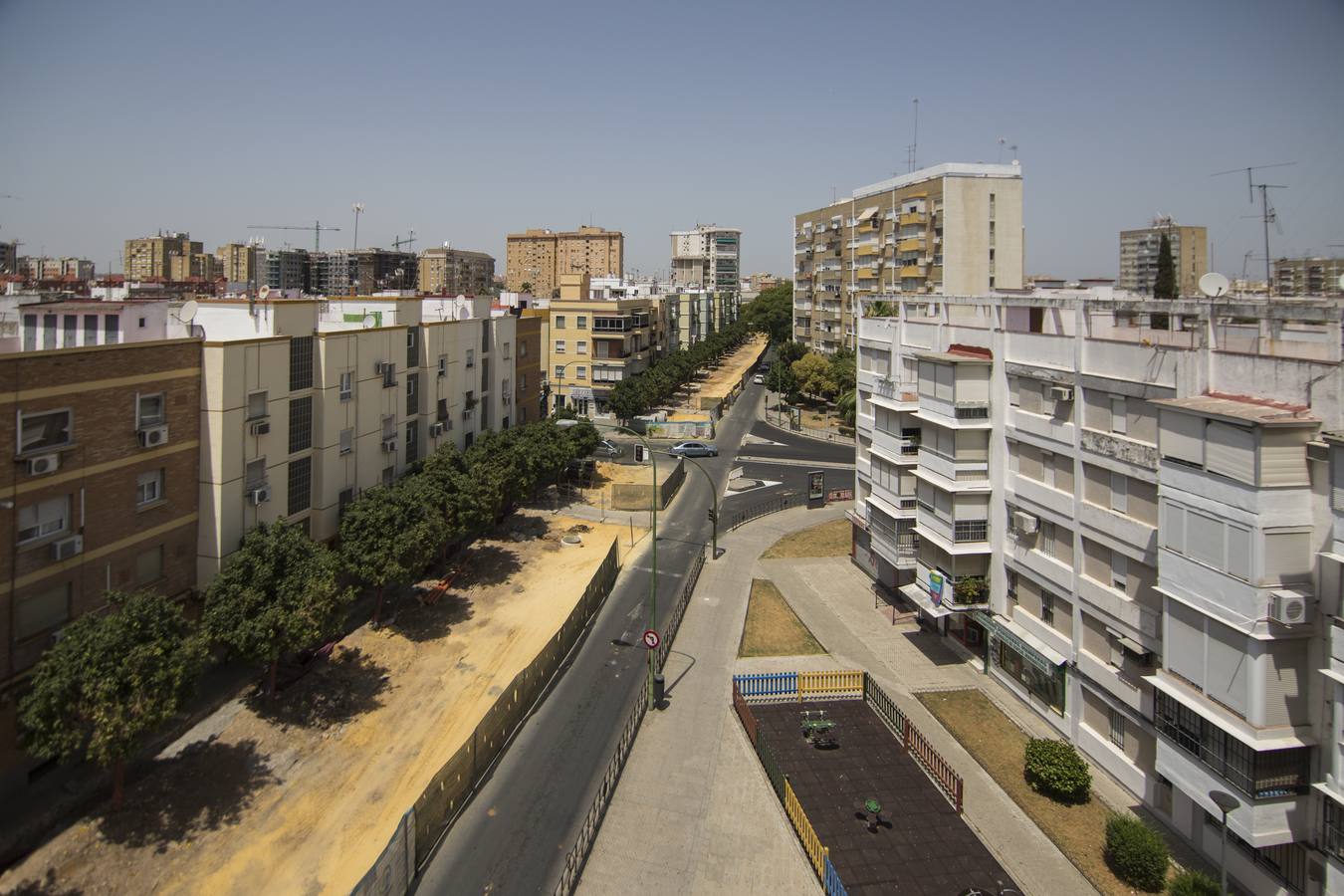 De zanja en zanja por las calles de Sevilla