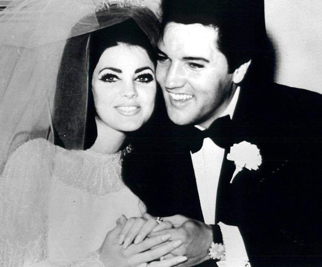 El matrimonio Presley: Priscilla y Elvis. 