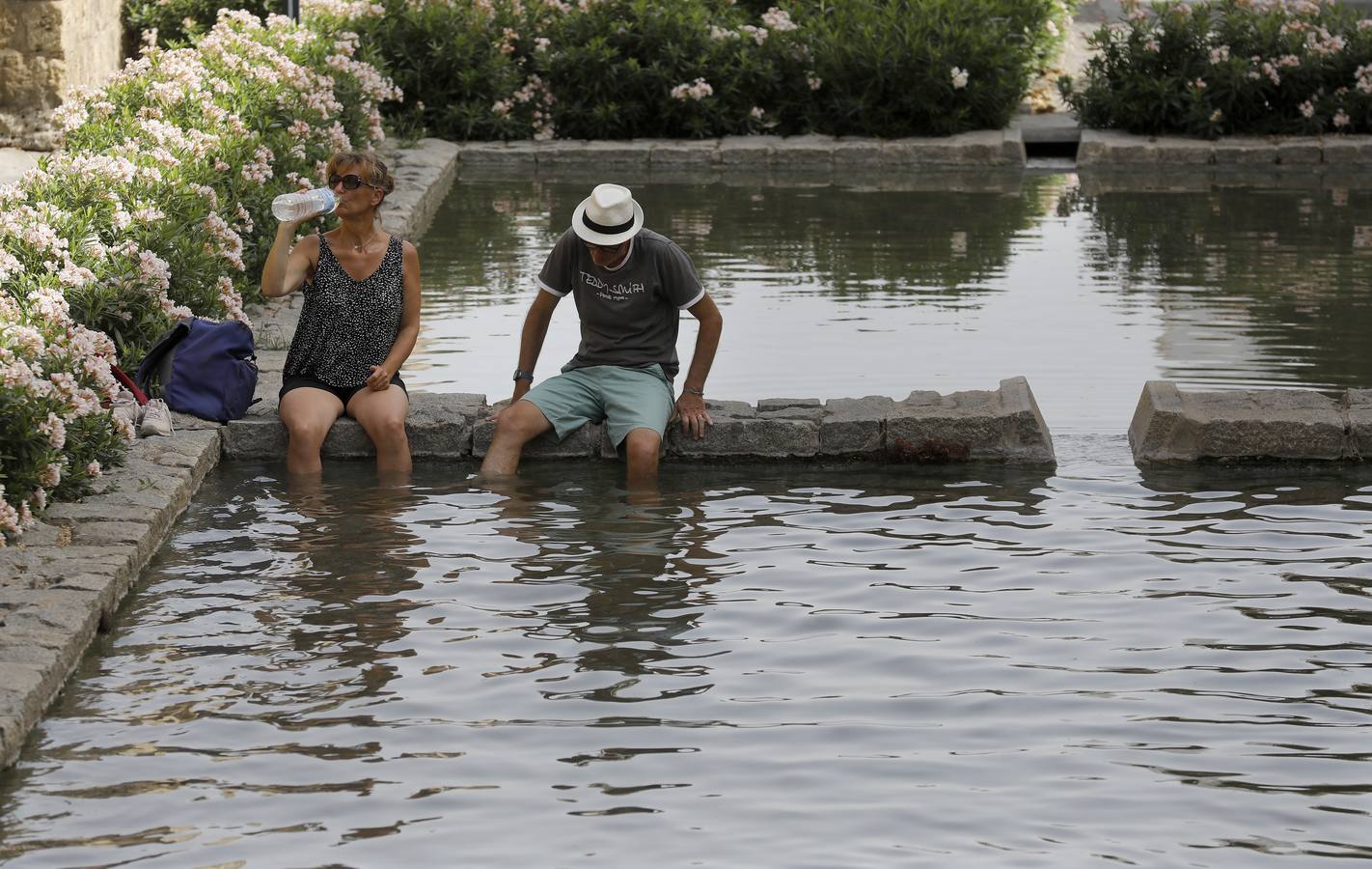 Las fuentes, un recurso contra el calor en Córdoba, en imágenes