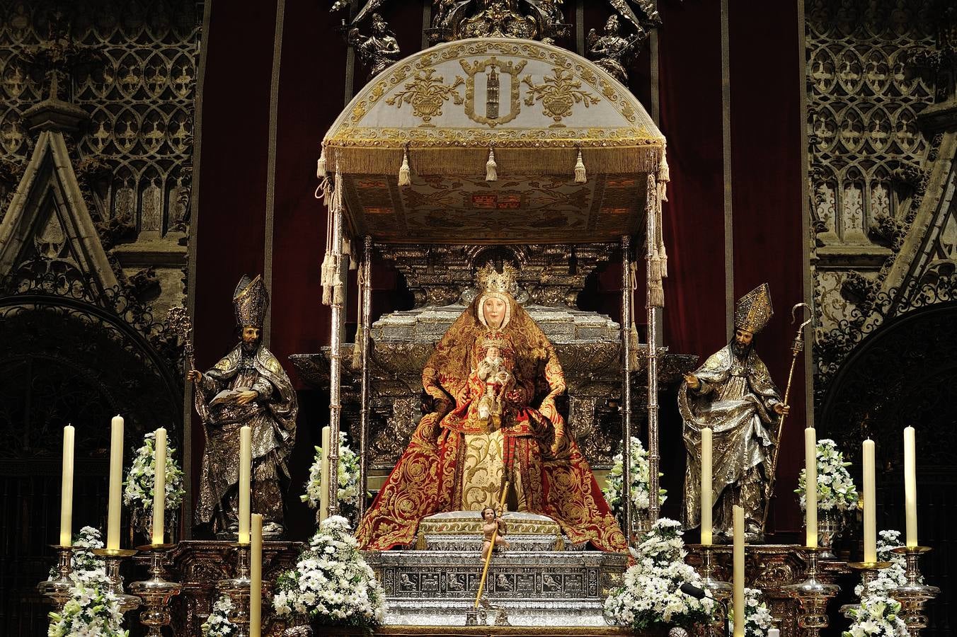 Galería de la novena de la Virgen de los Reyes