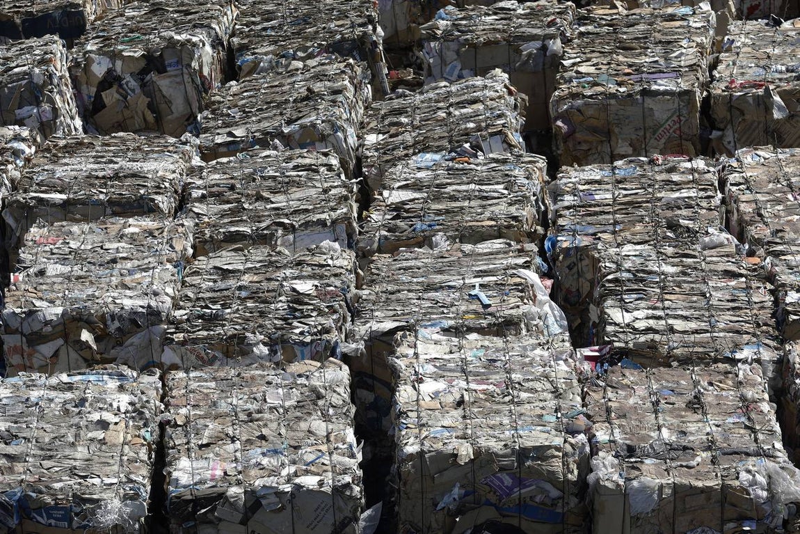 La planta de reciclaje del Lobatón, en imágenes