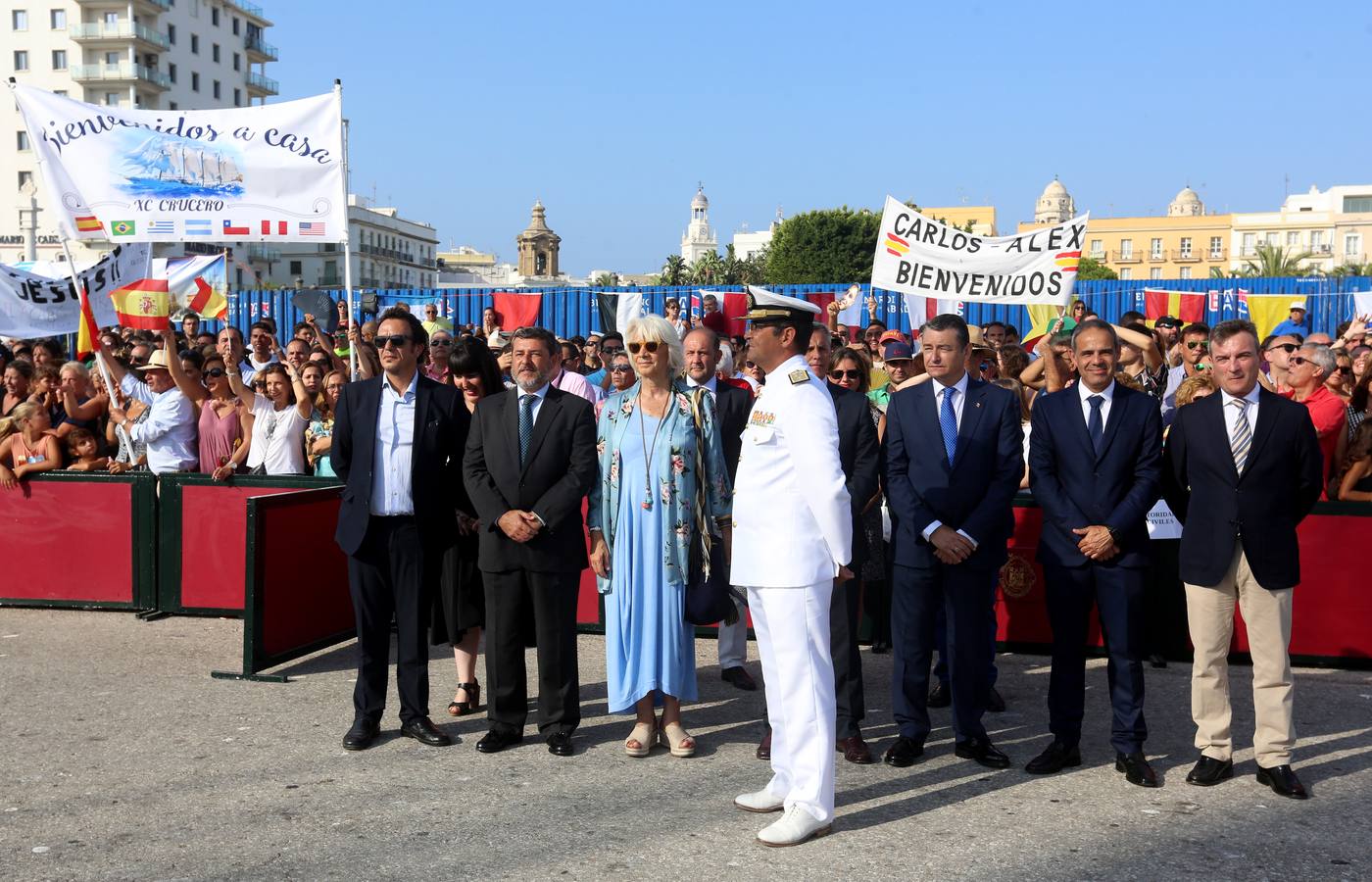 FOTOS: La llegada de Elcano a Cádiz, en imágenes