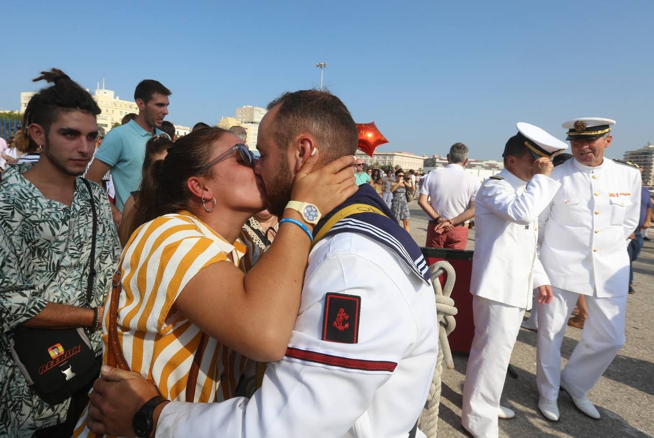 FOTOS: La llegada de Elcano a Cádiz, en imágenes