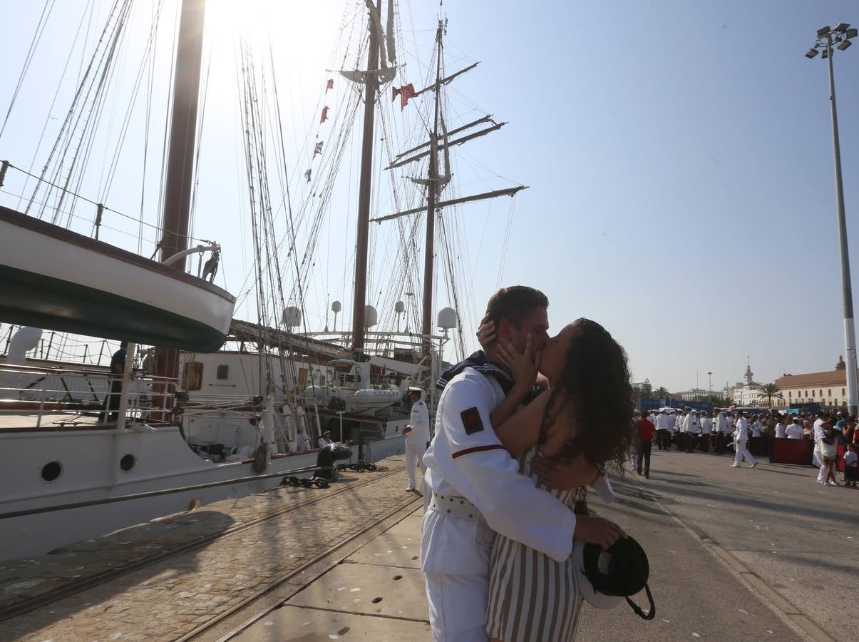 FOTOS: La llegada de Elcano a Cádiz, en imágenes