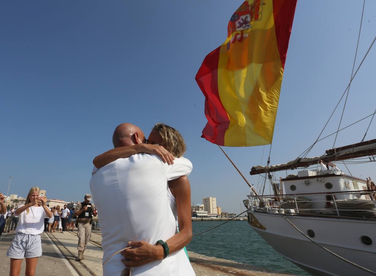 FOTOS: La llegada de Elcano a Cádiz, en imágenes