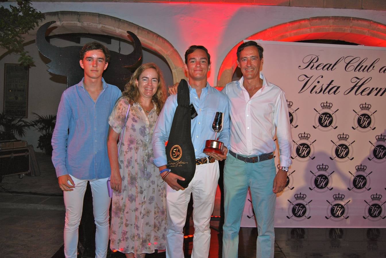 Pablo Goñi, Inés Ceballos, Javier Goñi y Javier Goñi Jr (primer clasficado categoría masculina)