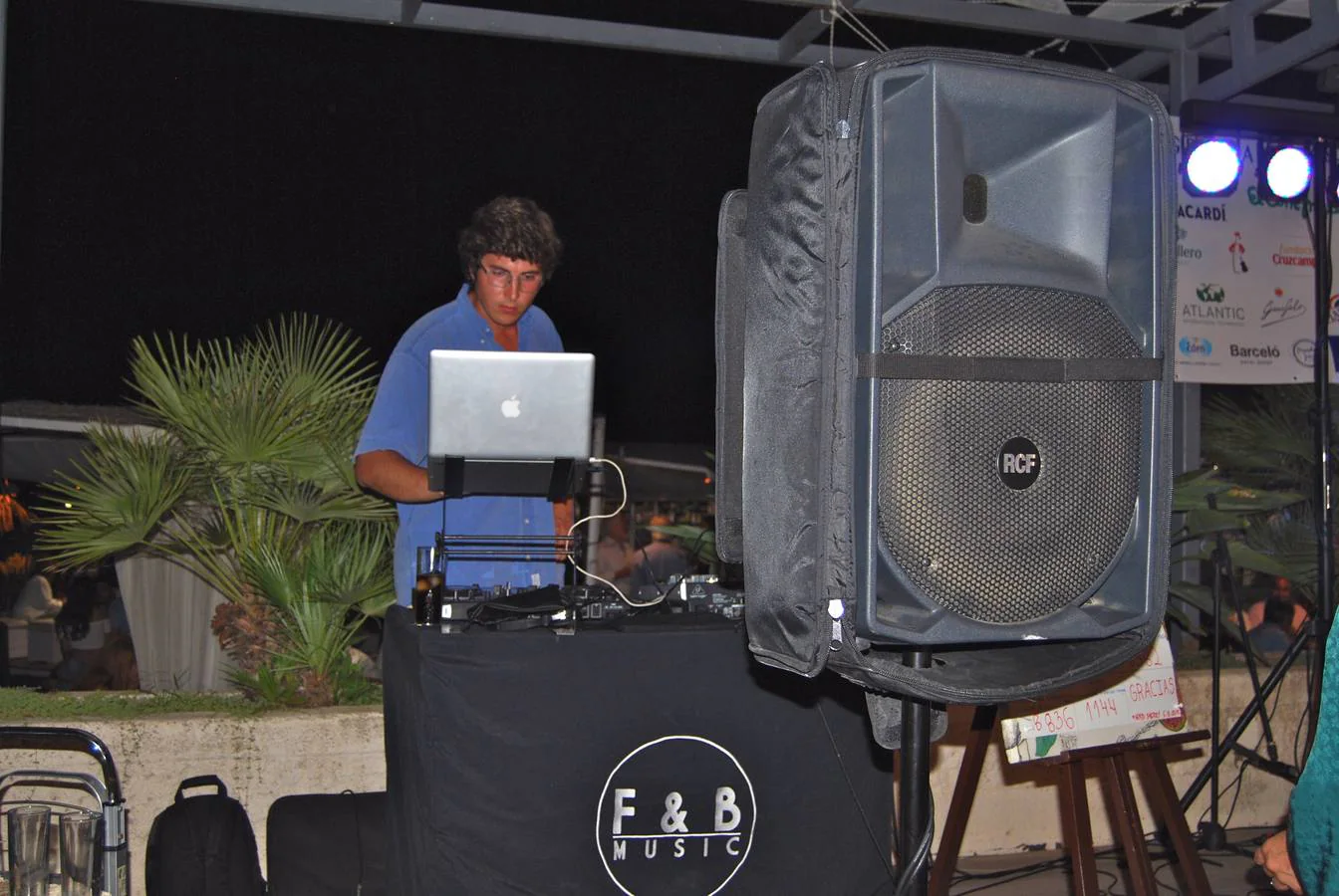 El DJ, Javier de Bethencourt