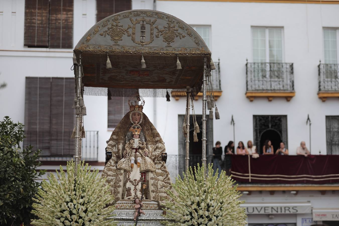 Las imágenes de la procesión de la Virgen de los Reyes (II)