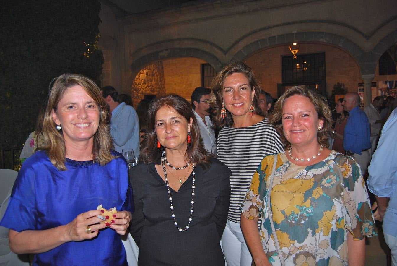 María Palomino, Beatriz Botija, Eugenia Carranza y Amparo Guajardo-Fajardo. 