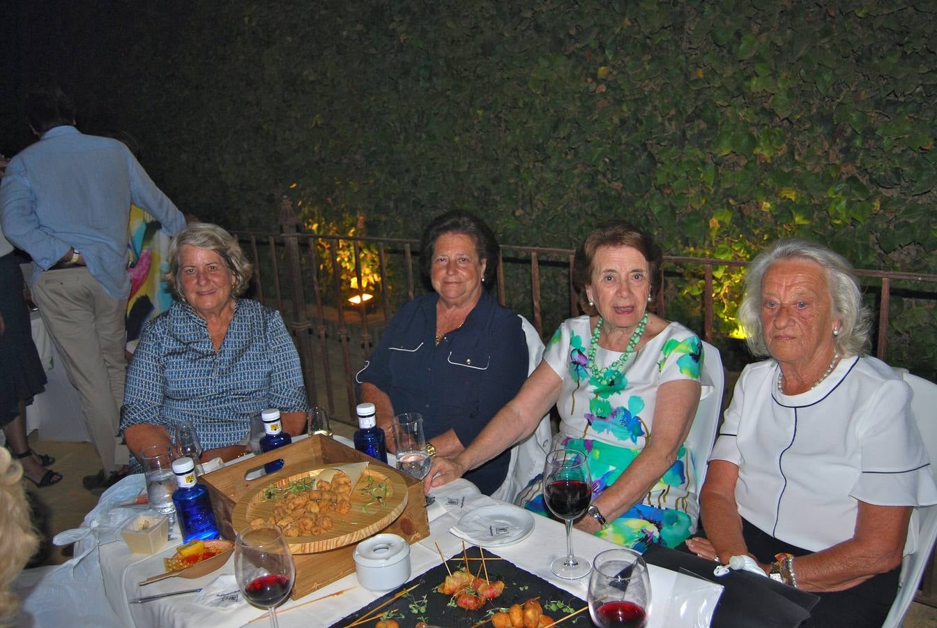 Mica Mariñas, Mercedes Mateos, María Gordon y Elisa Osborne Domecq. 