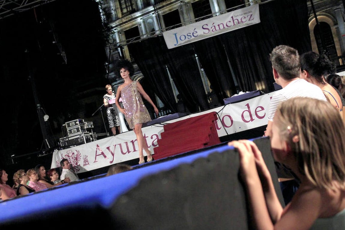 «Viaje a los 80», el desfile «más personal» de José Sánchez