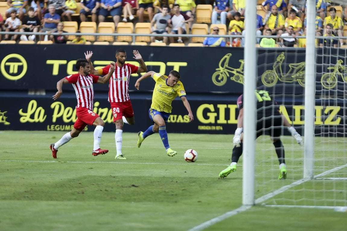 GALERÍA: El Cádiz CF-UD Almería en imágenes