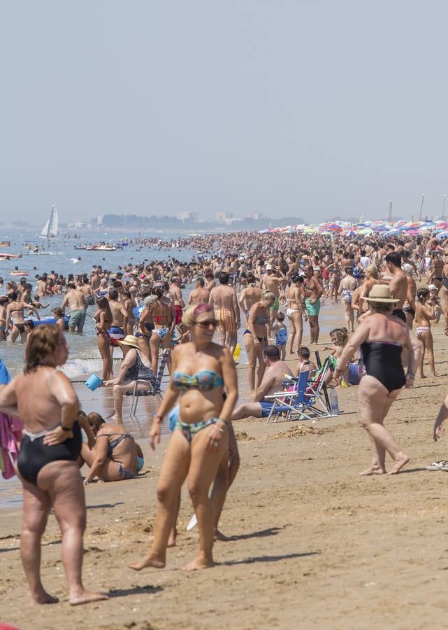 Una jornada de playa en La Antilla