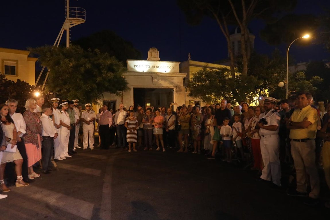 Fotos: Homenaje a las víctimas de la explosión de Cádiz de 1947