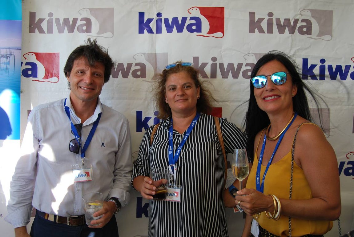 Carlos Cañete, Marí Carmen Fernández y Carmen Cruz Campoy. 