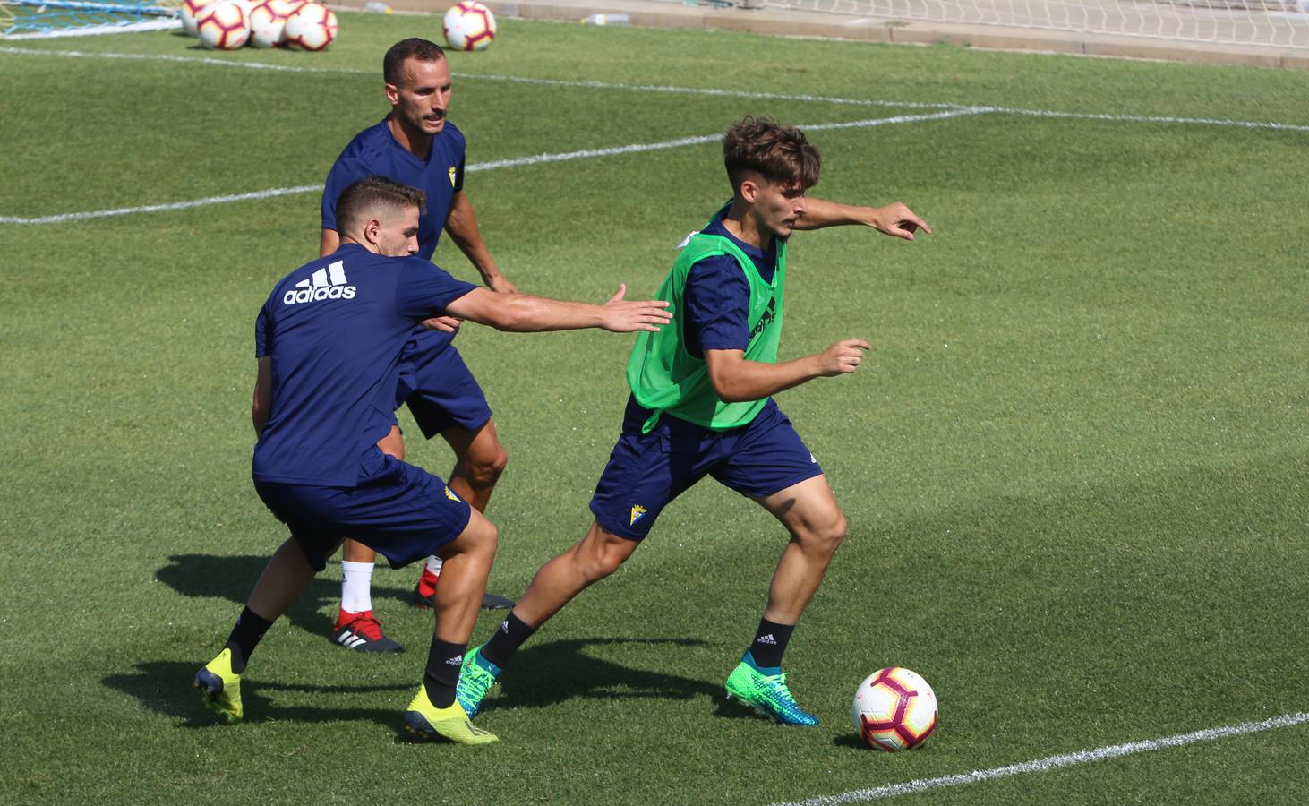 Las mejores imágenes del entrenamiento del Cádiz CF en El Rosal