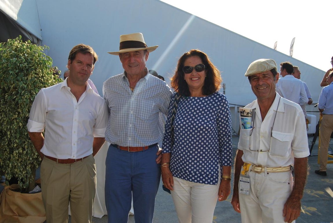 Gonzalo Hidalgo, Beltrán Domecq, Señora de Domecq y Javier Hidalgo. 