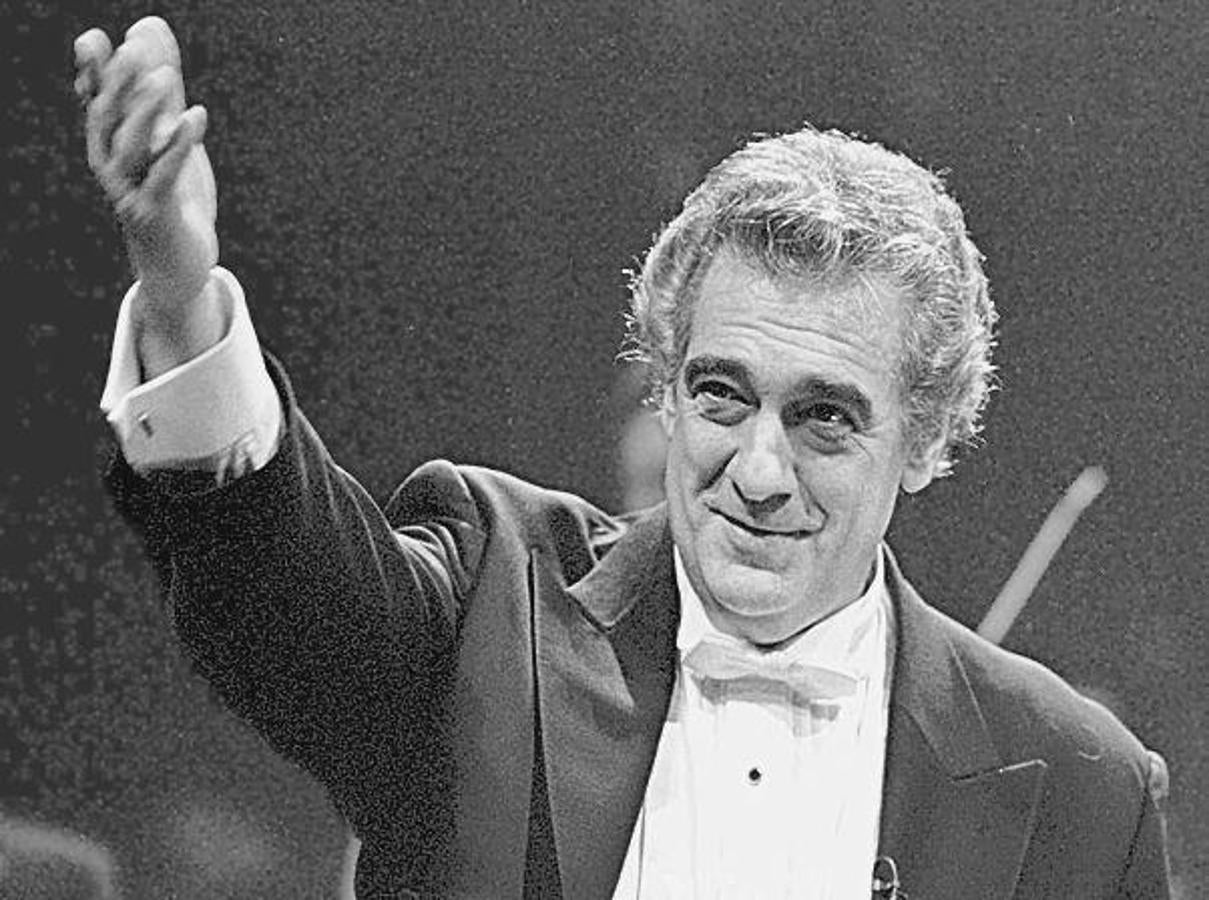 Retrato del tenor Plácido Domingo. 