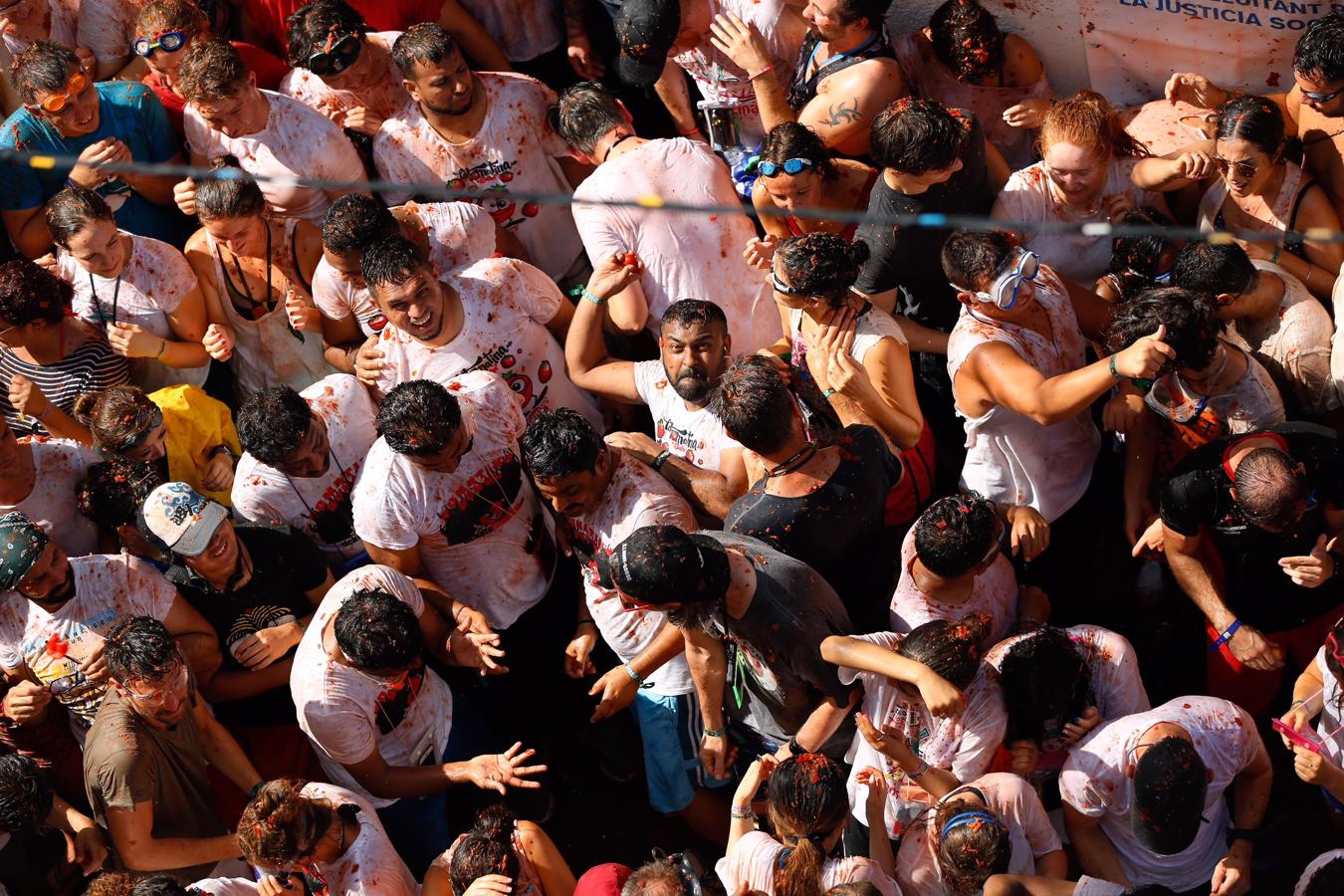 Las mejores imágenes de la Tomatina de Buñol 2018. 