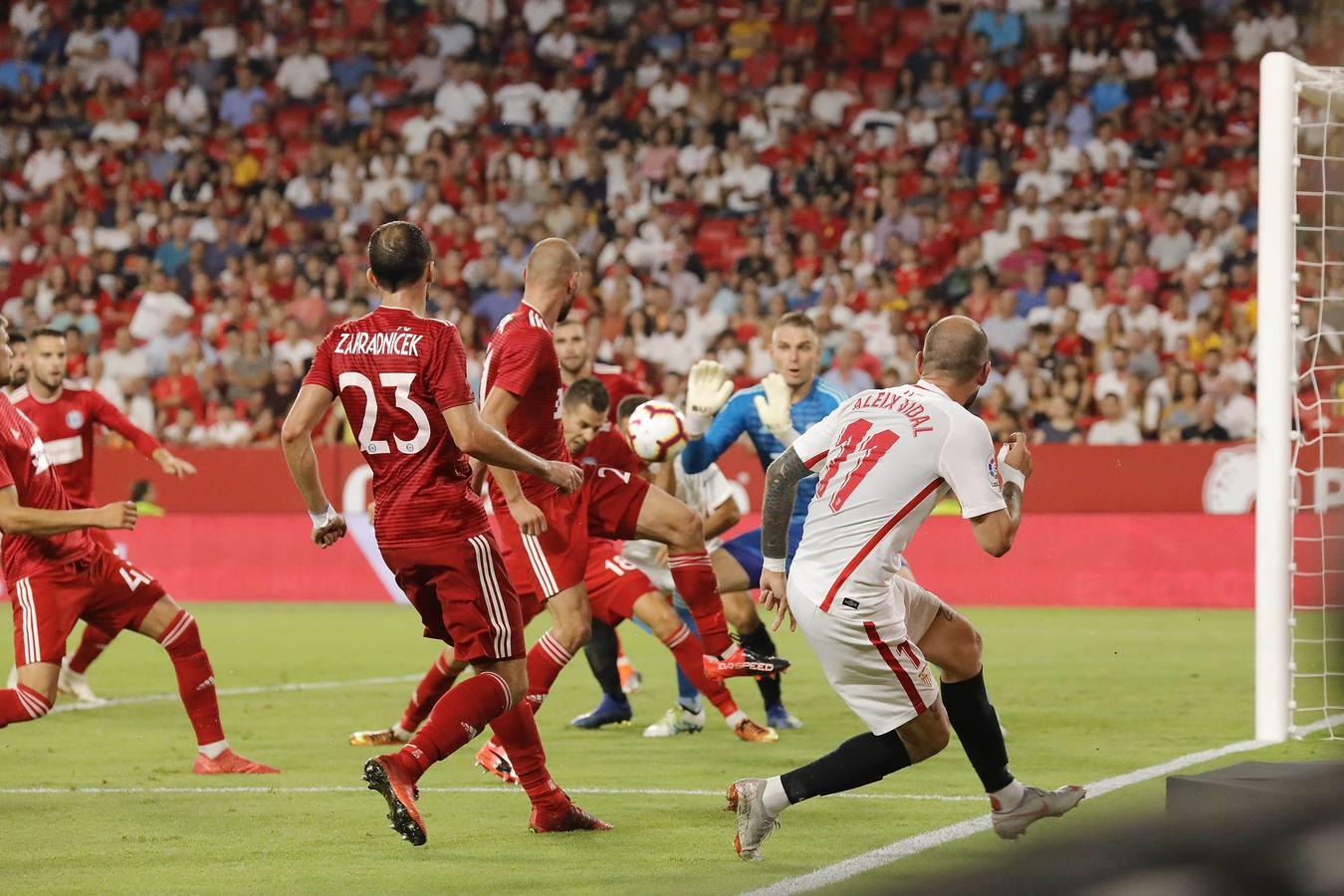 La victoria del Sevilla FC ante el Sigma Olomouc, en imágenes