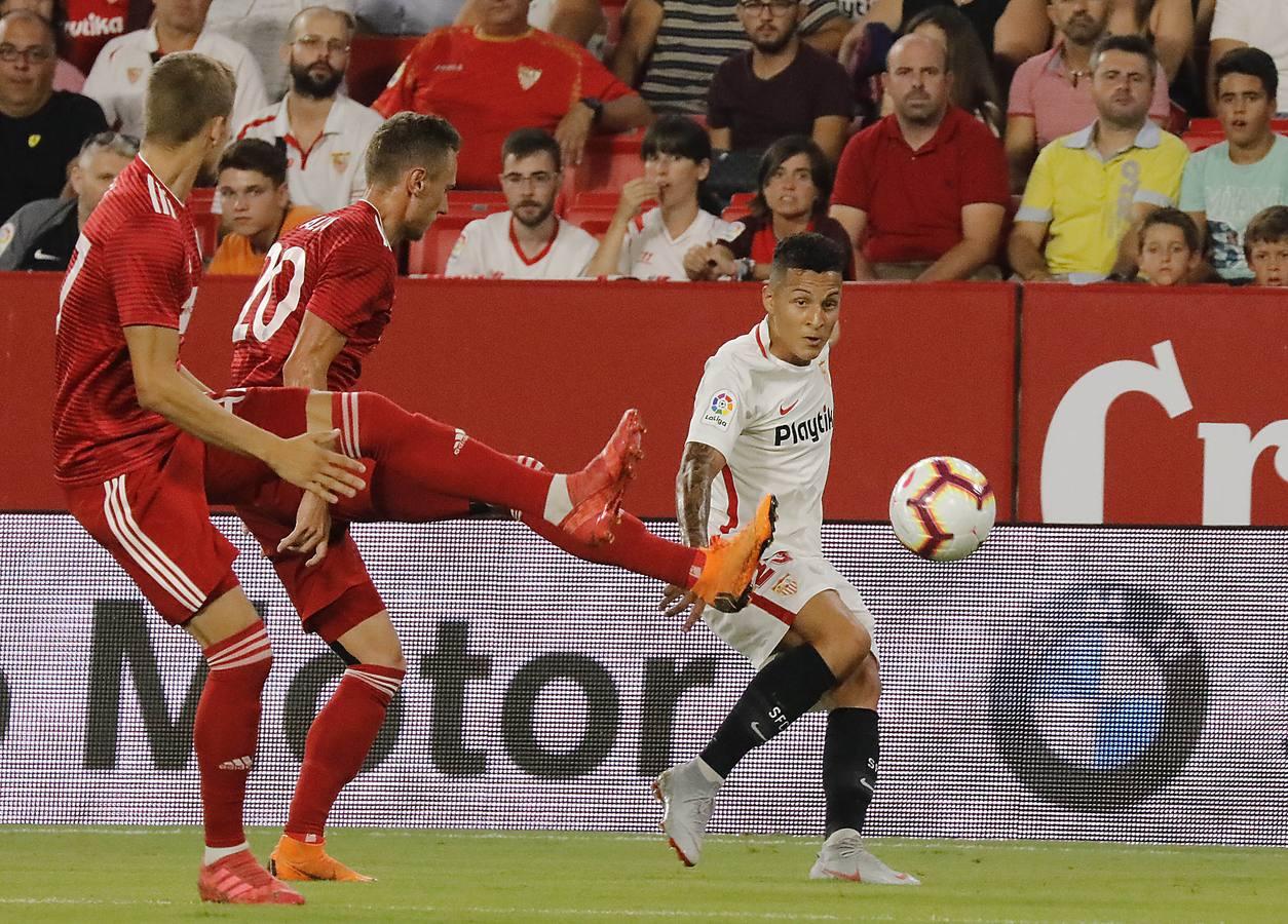 La victoria del Sevilla FC ante el Sigma Olomouc, en imágenes