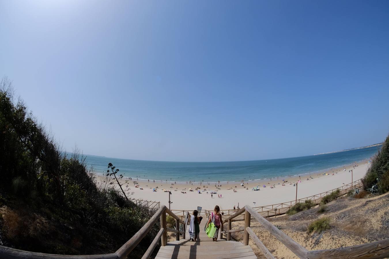 Una jornada en las playas de El Puerto de Santa María en Cádiz