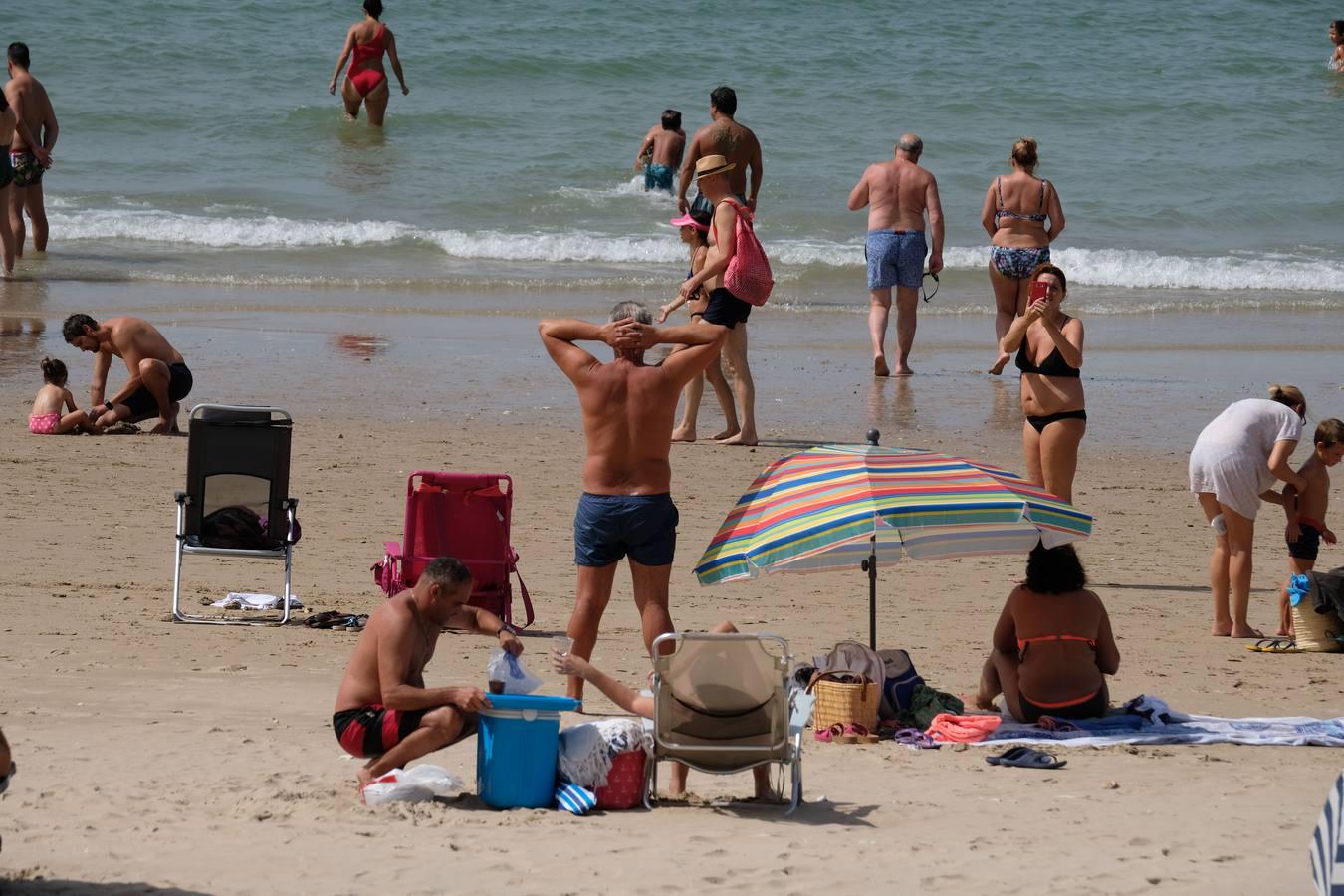 Una jornada en las playas de El Puerto de Santa María en Cádiz