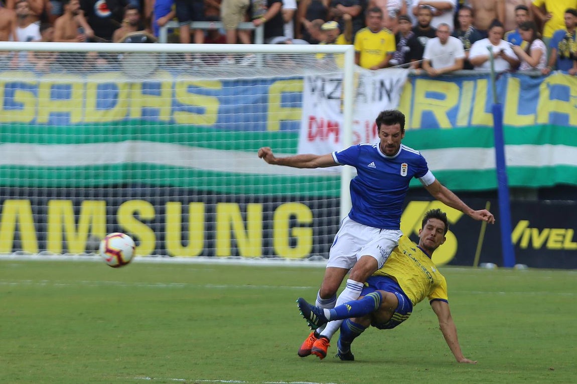 Las mejores imágenes del partido Cádiz CF-Oviedo