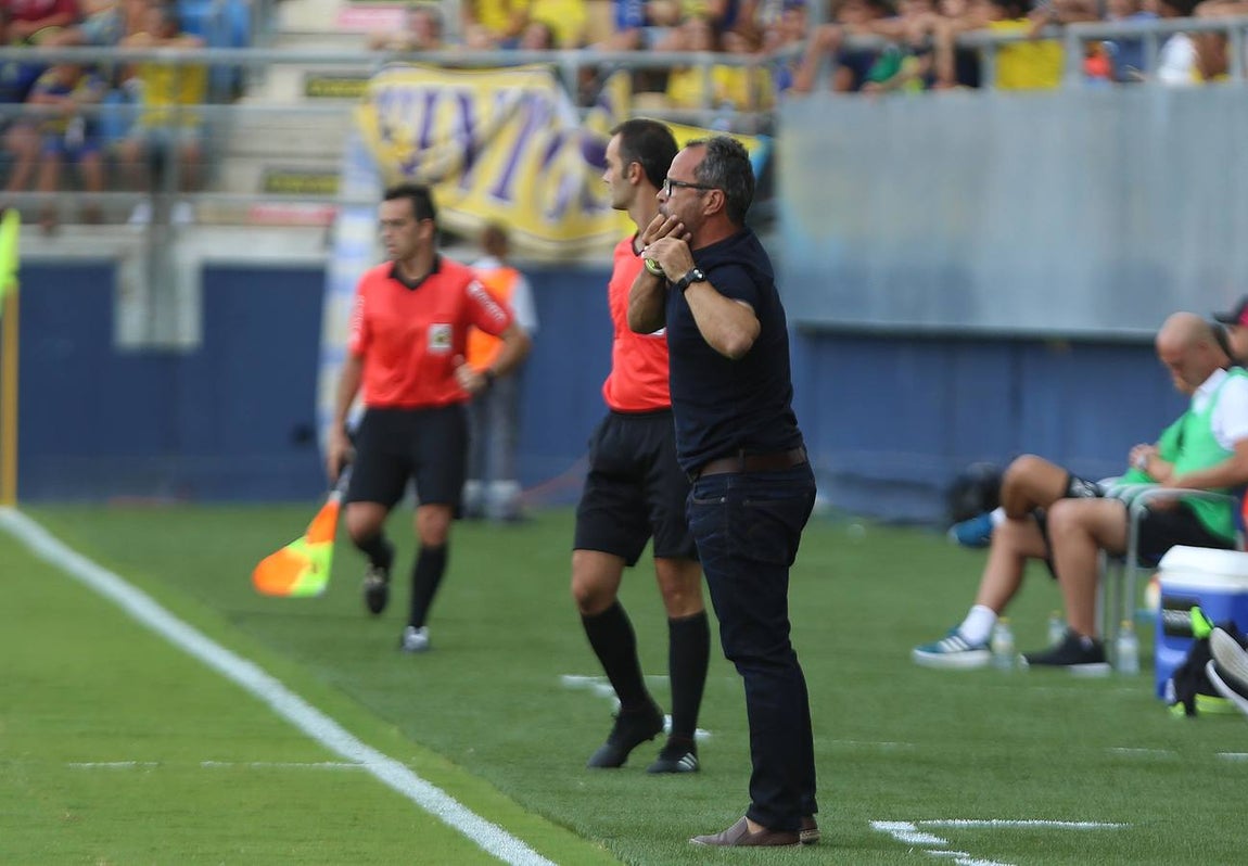 Las mejores imágenes del partido Cádiz CF-Oviedo