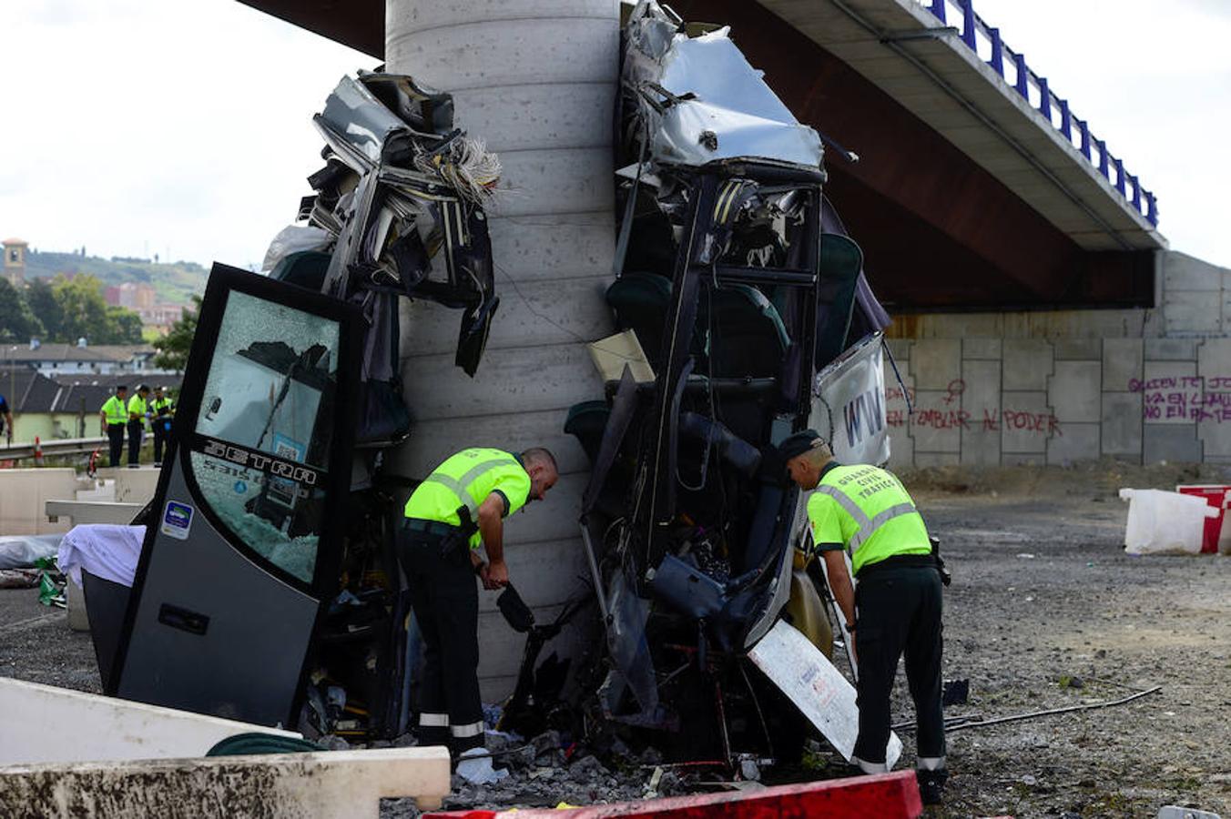 El conductor del autobús tiene 36 años y estuvo de baja hace tres meses por un amago de infarto causado por el estrés.