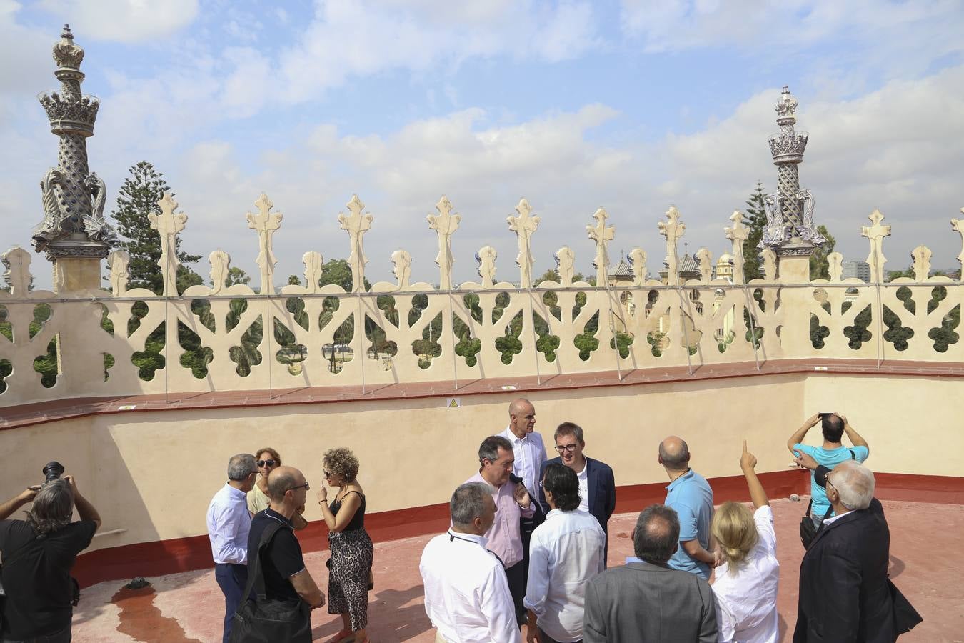 Así han quedado las fachadas y cerámicas del Pabellón Real tras su restauración