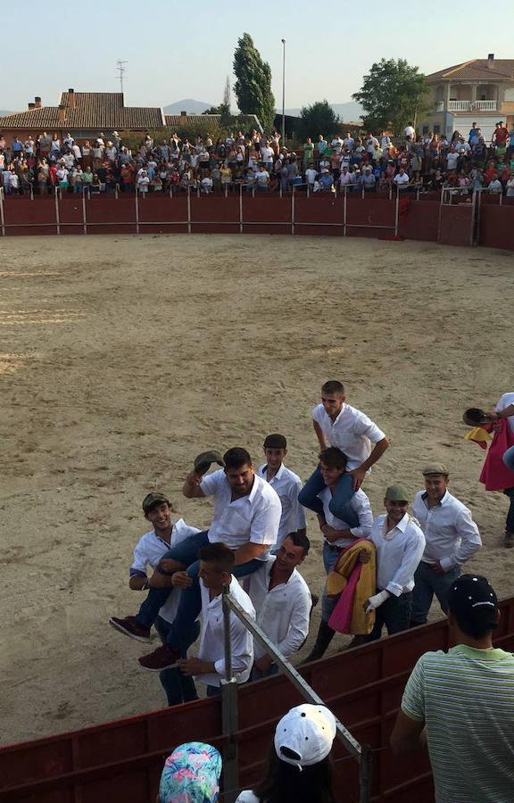 Becerrada popular en Menasalbas