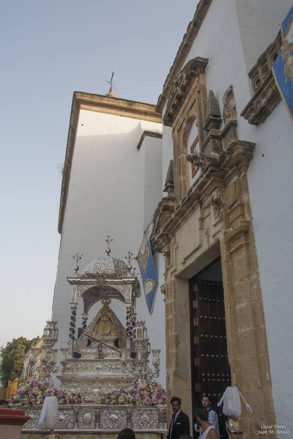 Galería de la salida extraordinaria de la Virgen de la Caridad de Sanlúcar de Barrameda