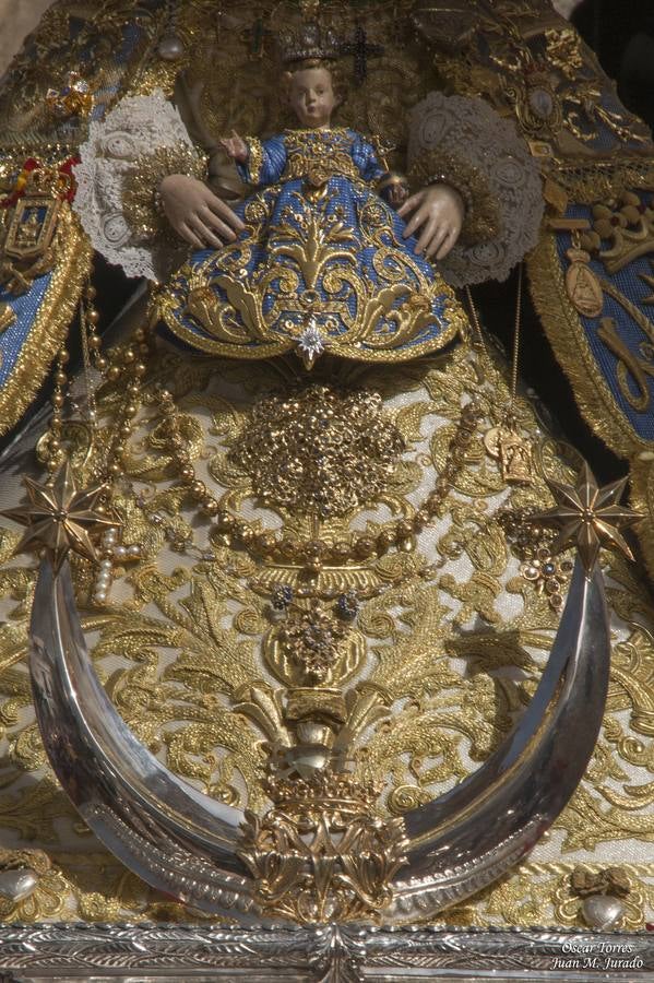 Galería de la salida extraordinaria de la Virgen de la Caridad de Sanlúcar de Barrameda