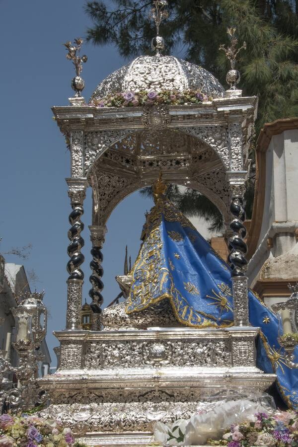 Galería de la salida extraordinaria de la Virgen de la Caridad de Sanlúcar de Barrameda