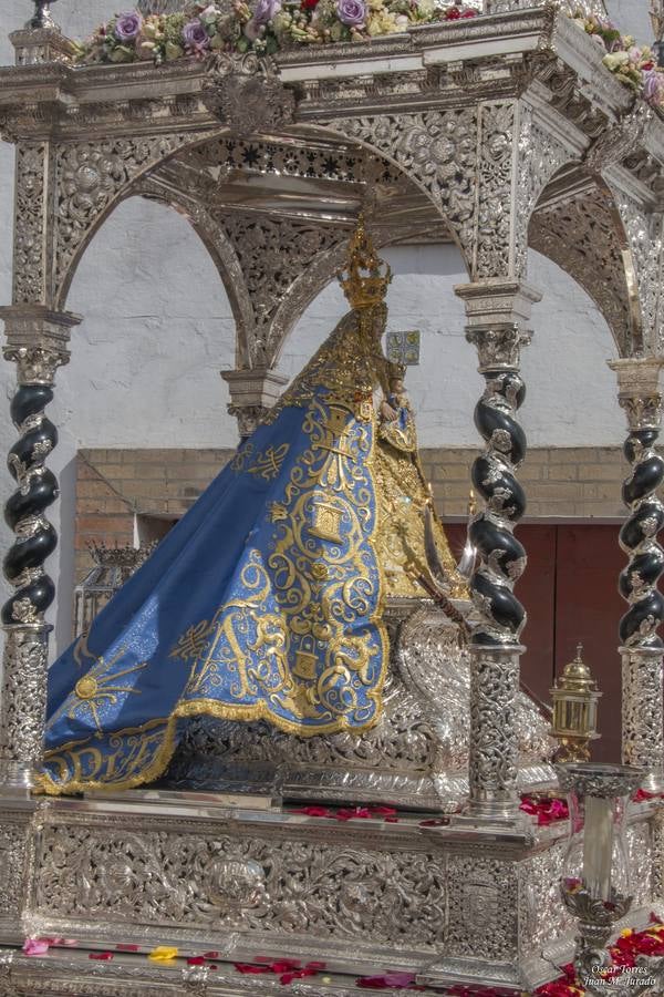 Galería de la salida extraordinaria de la Virgen de la Caridad de Sanlúcar de Barrameda