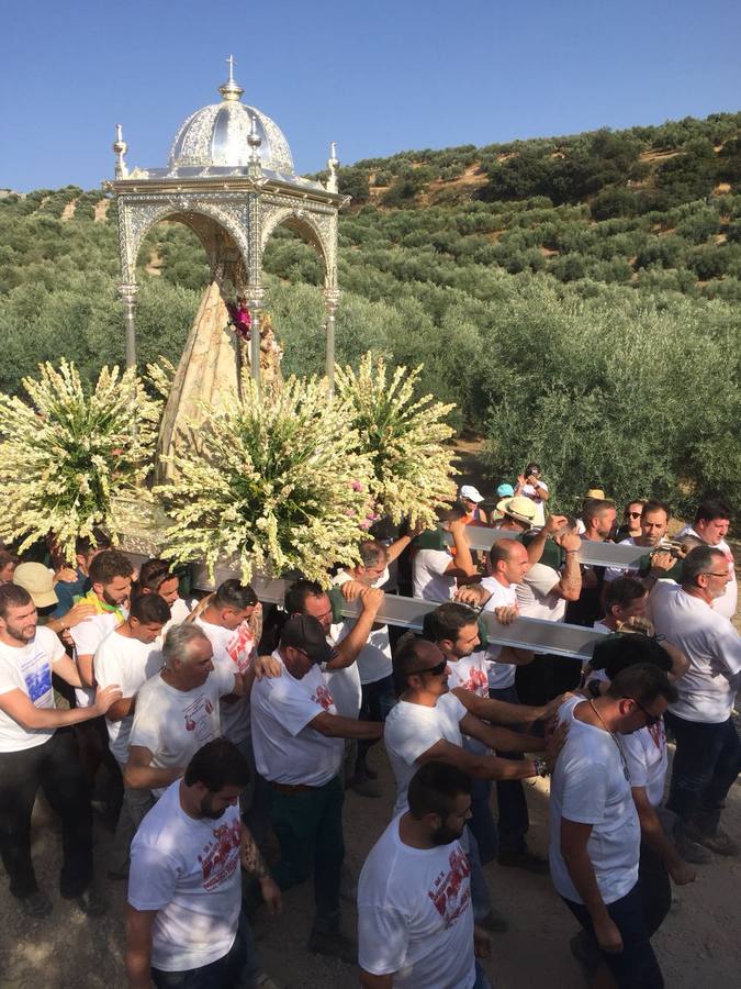 La «Bajá» de la Virgen de la Sierra de Cabra, en imágenes