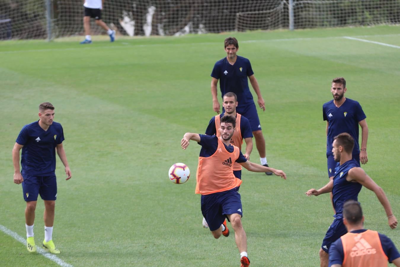 Dejan Lekic y Edu Ramos ya entrenan con el Cádiz CF