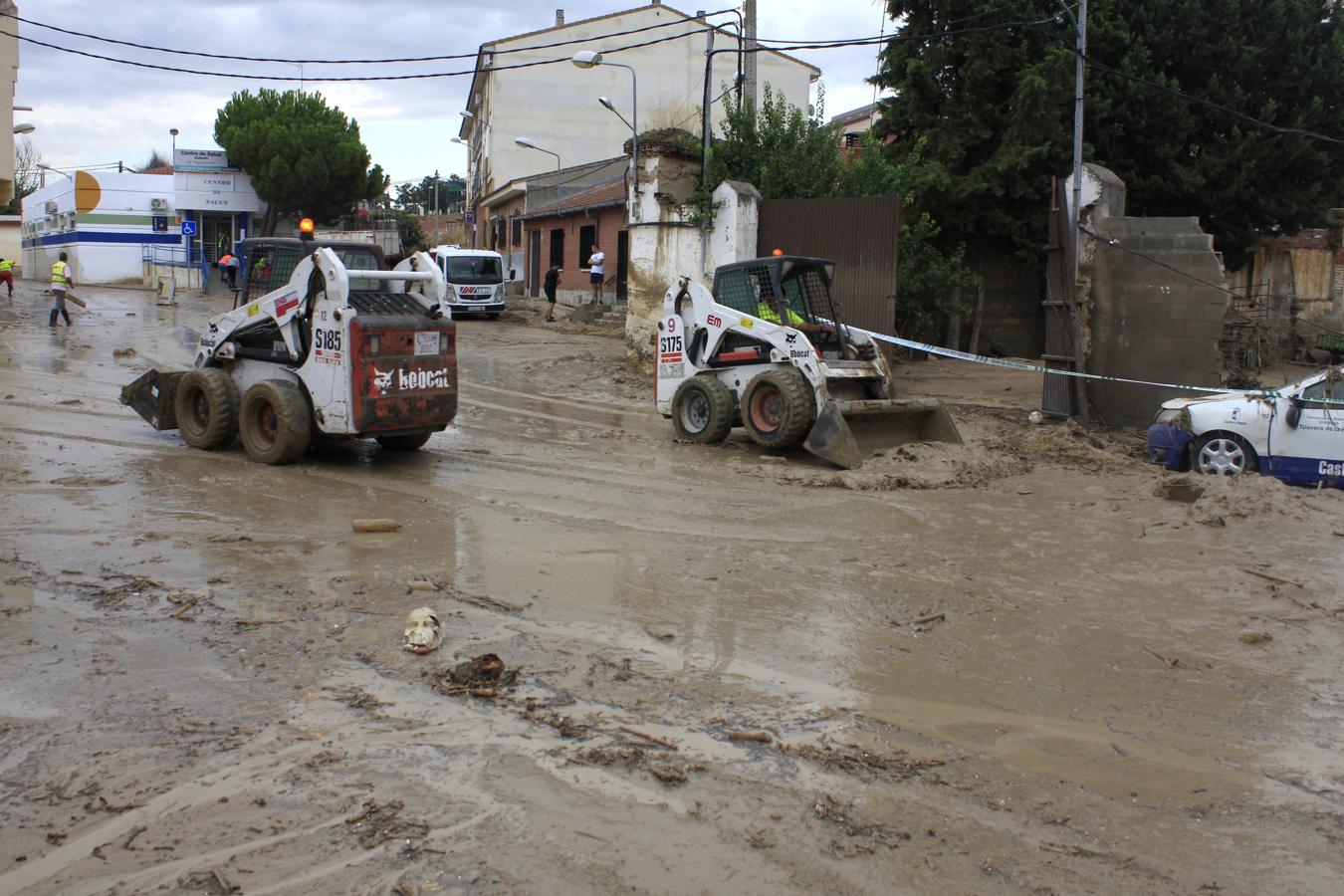 Los estragos de la tromba de agua de Cebolla, en imágenes