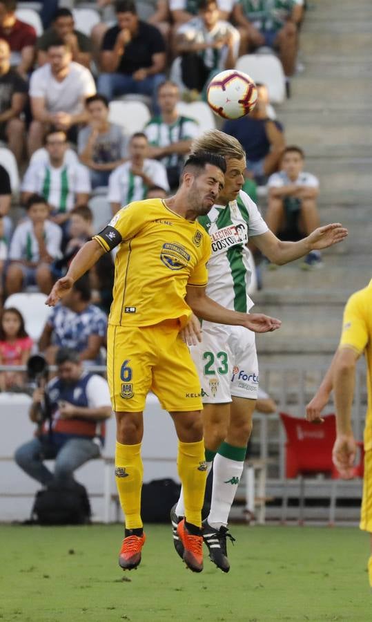 Las mejores jugadas del Córdoba-Alcorcón, en imágenes