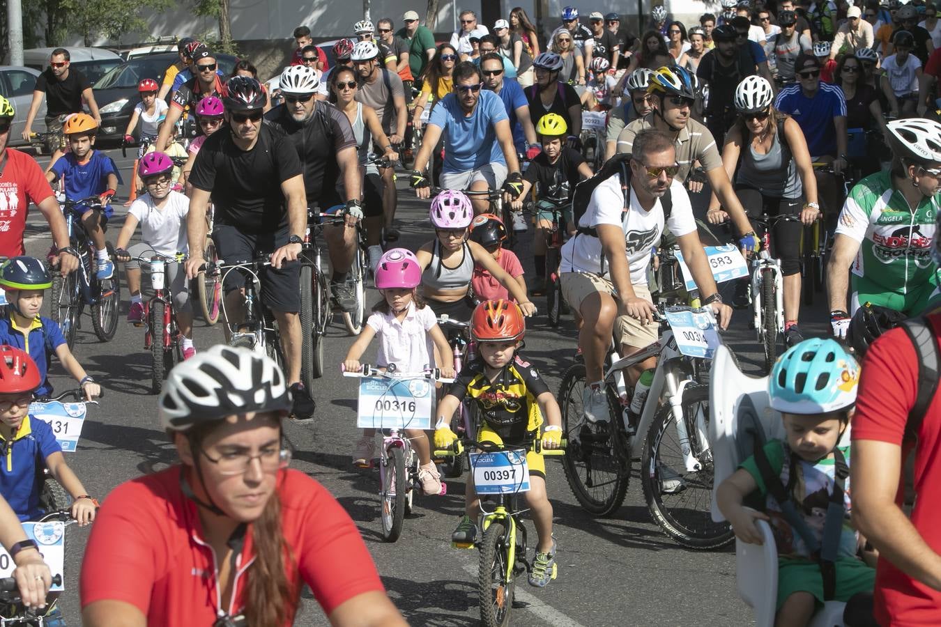 Las mejores imágenes de la Fiesta de la Bicicleta en Córdoba