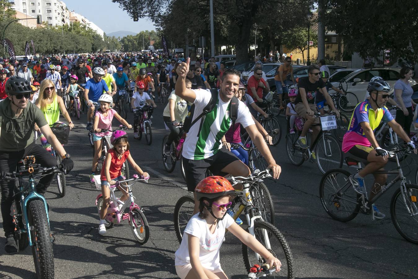 Las mejores imágenes de la Fiesta de la Bicicleta en Córdoba