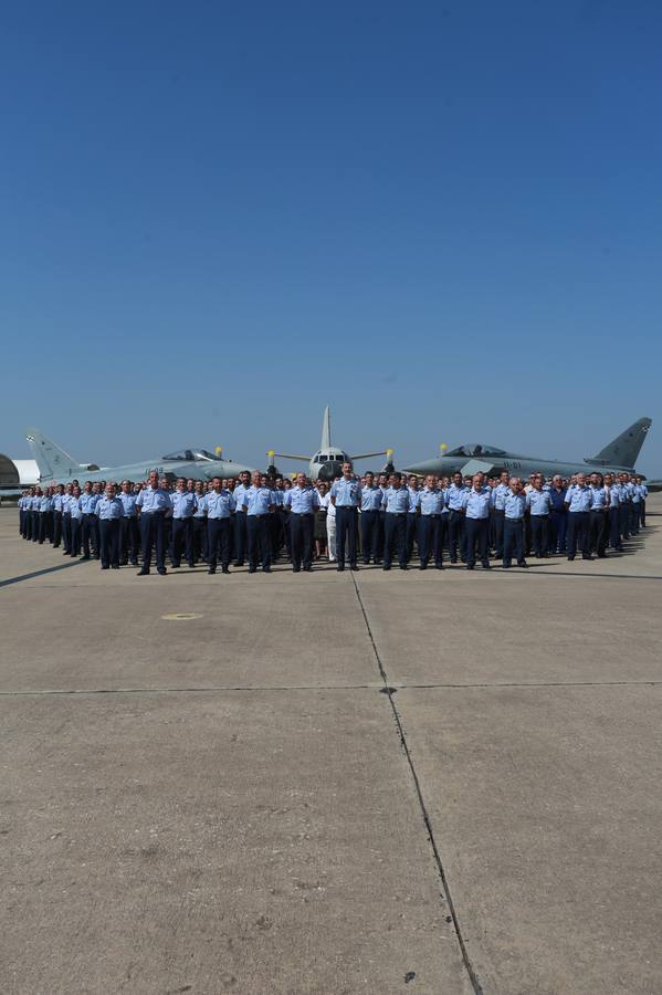 En imágenes, visita del Rey Felipe VI a la base de Morón