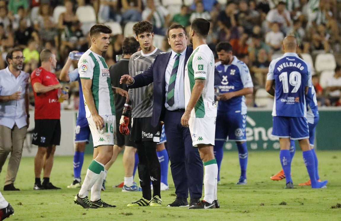 Las mejores jugadas del Córdoba-Tenerife, en imágenes