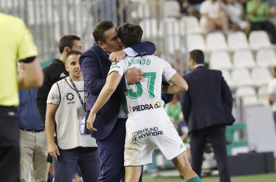 Las mejores jugadas del Córdoba-Tenerife, en imágenes