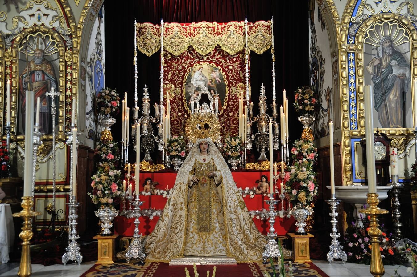 Galería del besamanos de la Virgen de las Mercedes